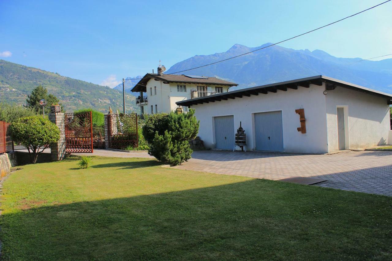 Apartment L'Envers Aosta Exterior photo